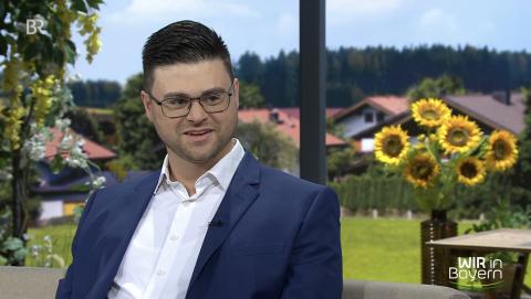 Der Fotograf Simon Süß ist zu Gast in der BR-Sendung Wir in Bayern.